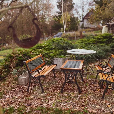 House In The Hills&woods, For 6-16 Guests, Prague 20km 펜션 *